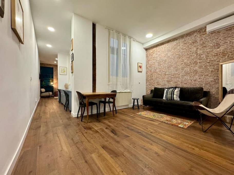 Cozy Beautiful Flat City Center Apartman Madrid Kültér fotó